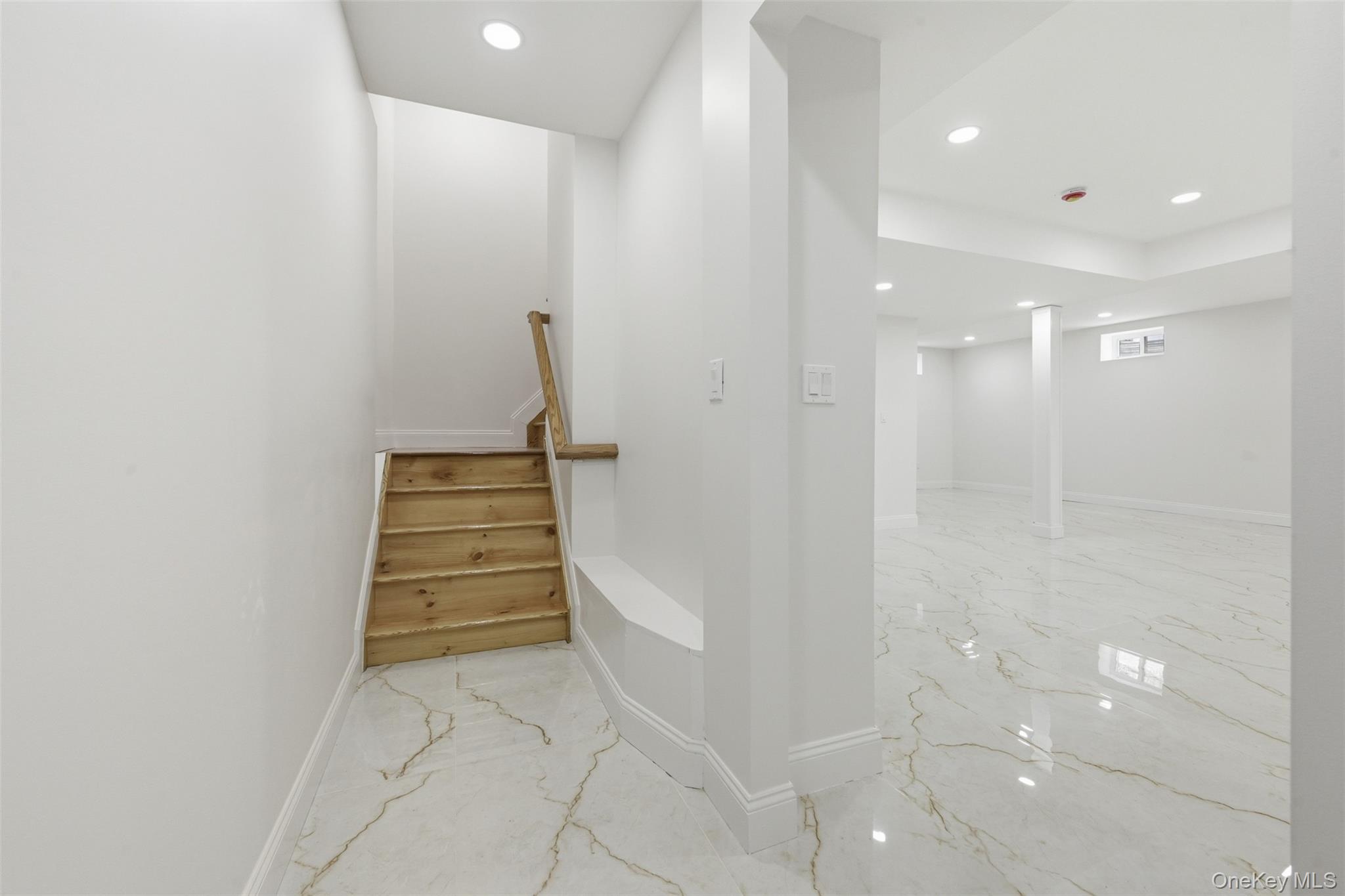 1275 Barry Drive Property Photo 41
