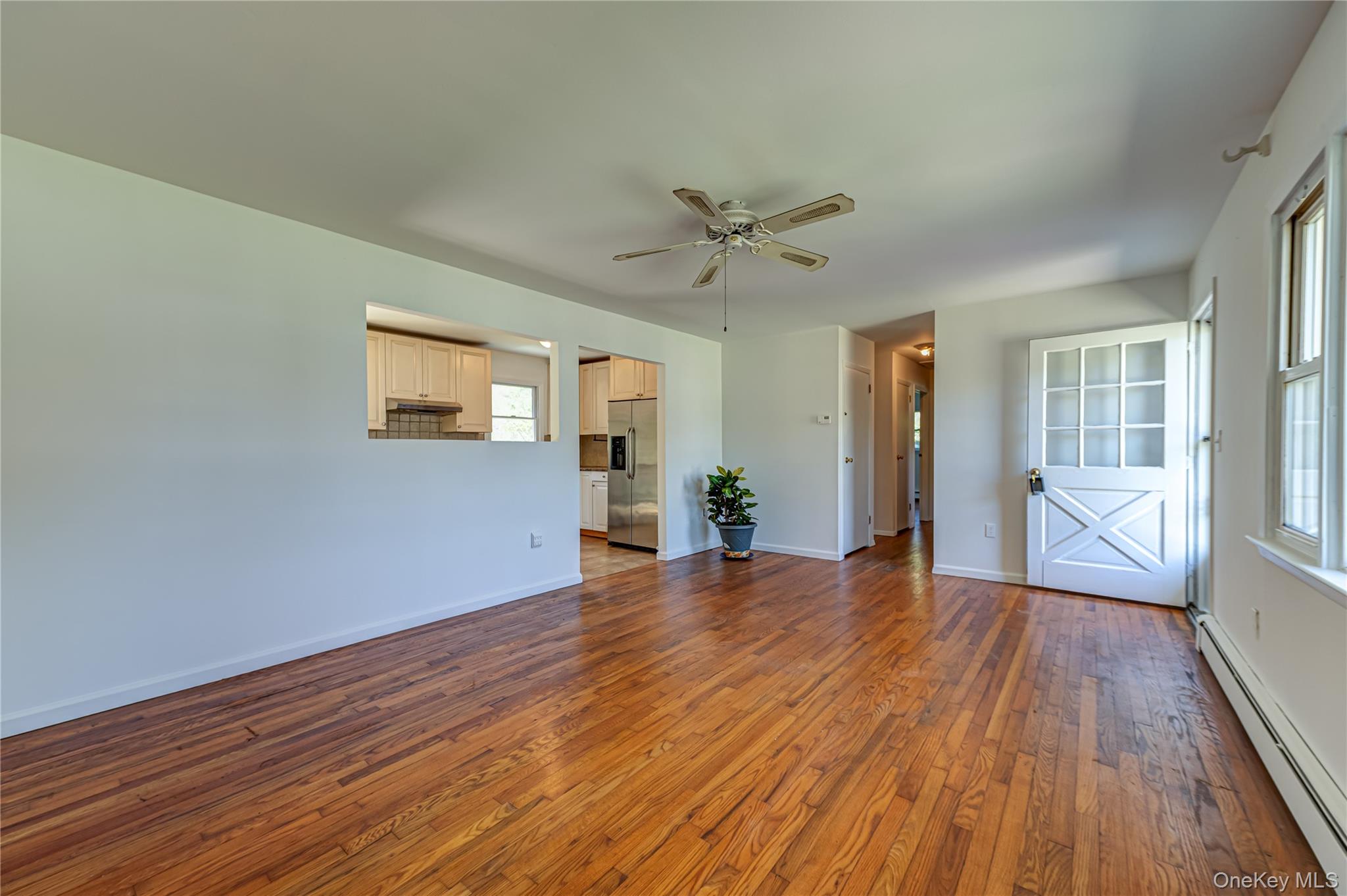 6200 New Suffolk Avenue Property Photo 10