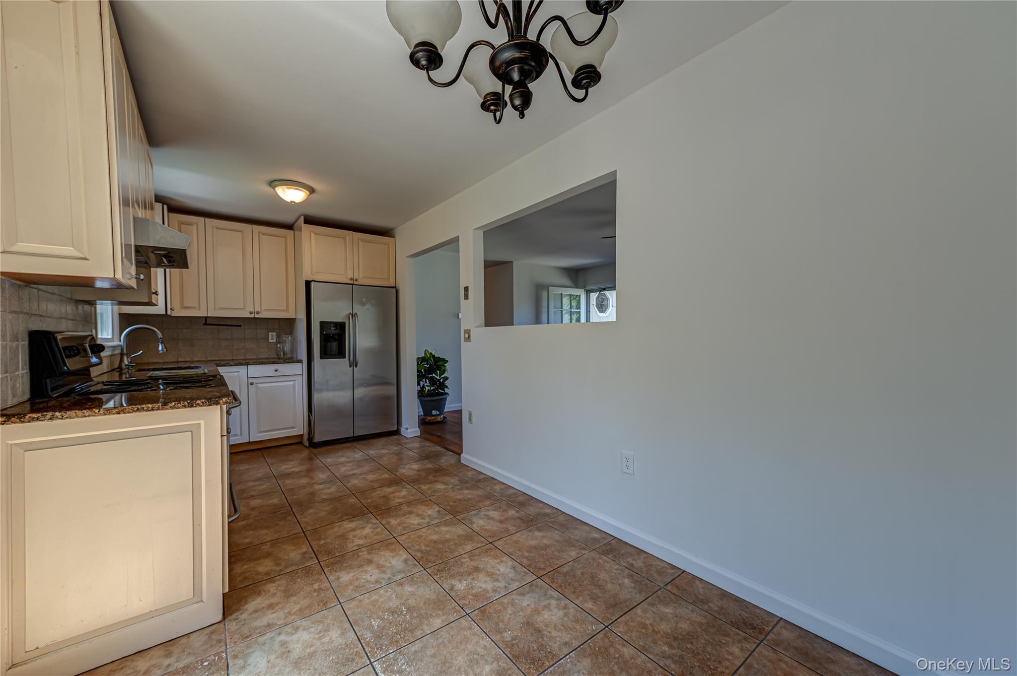 6200 New Suffolk Avenue Property Photo 19