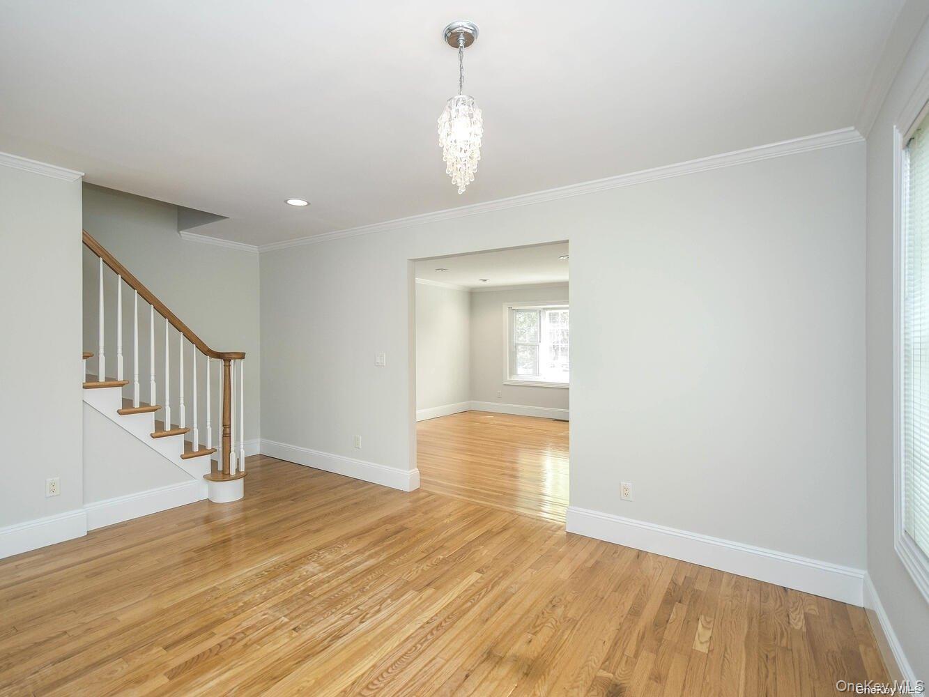 51 Inwood Road B Property Photo 8
