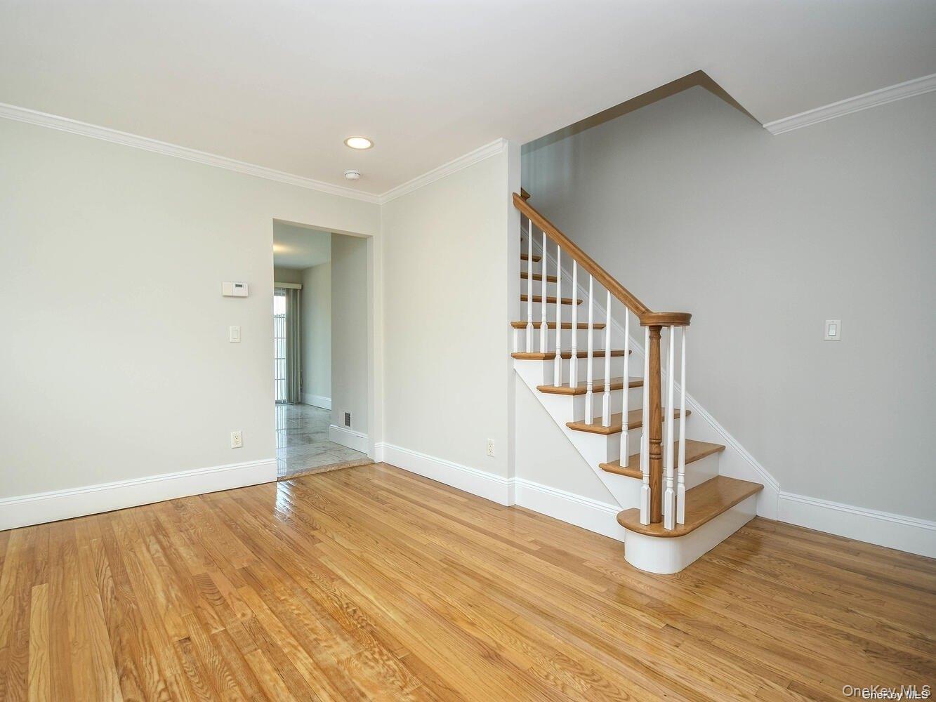 51 Inwood Road B Property Photo 9