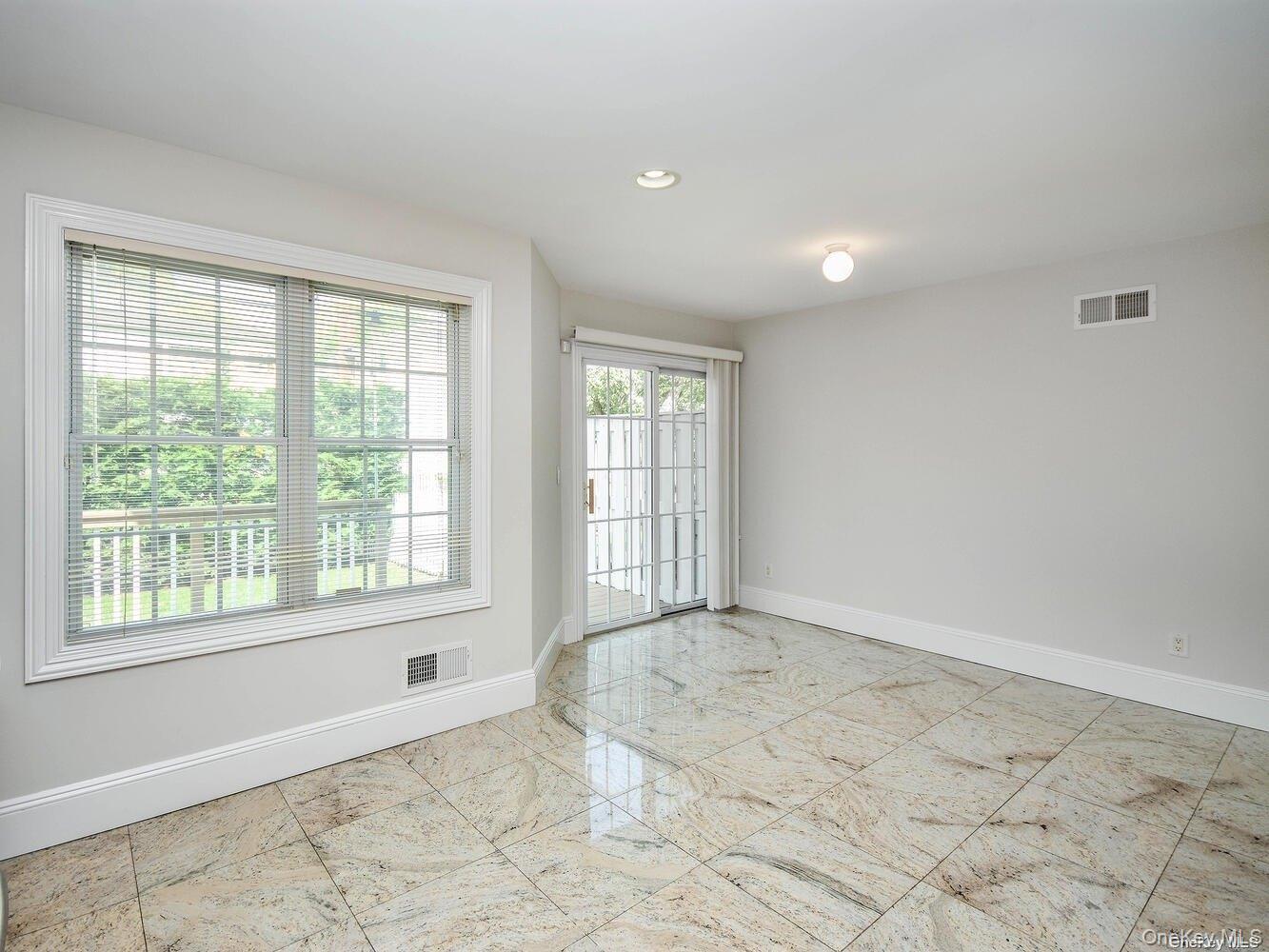 51 Inwood Road B Property Photo 13