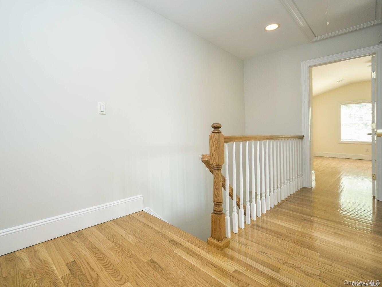 51 Inwood Road B Property Photo 13