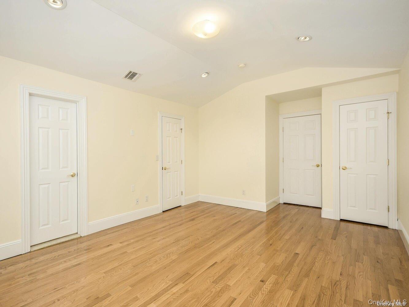 51 Inwood Road B Property Photo 25
