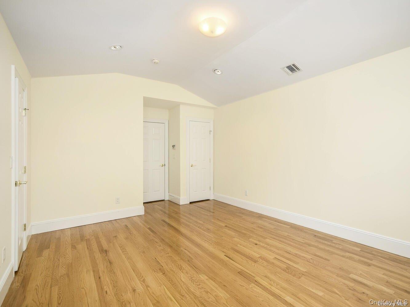 51 Inwood Road B Property Photo 26