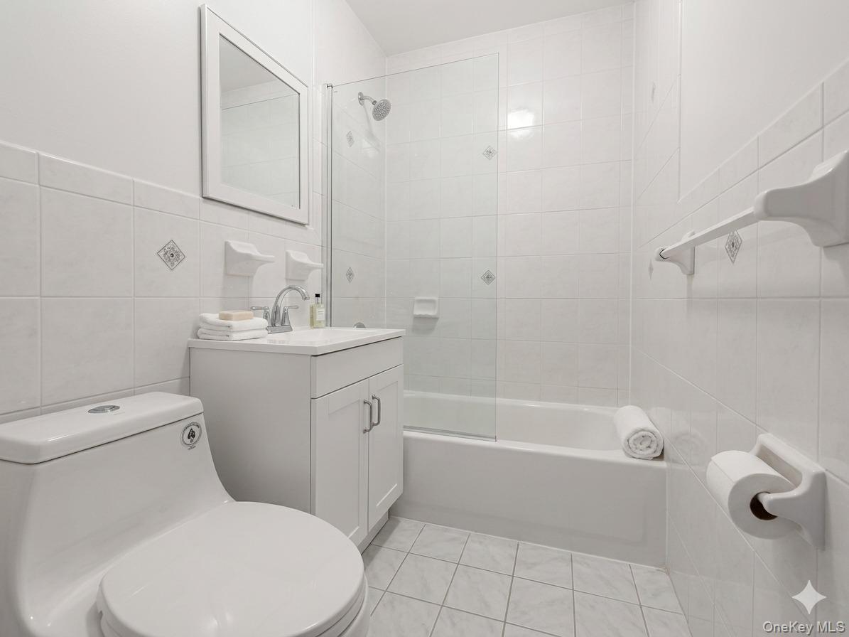 413 New Jersey Avenue Property Photo 3