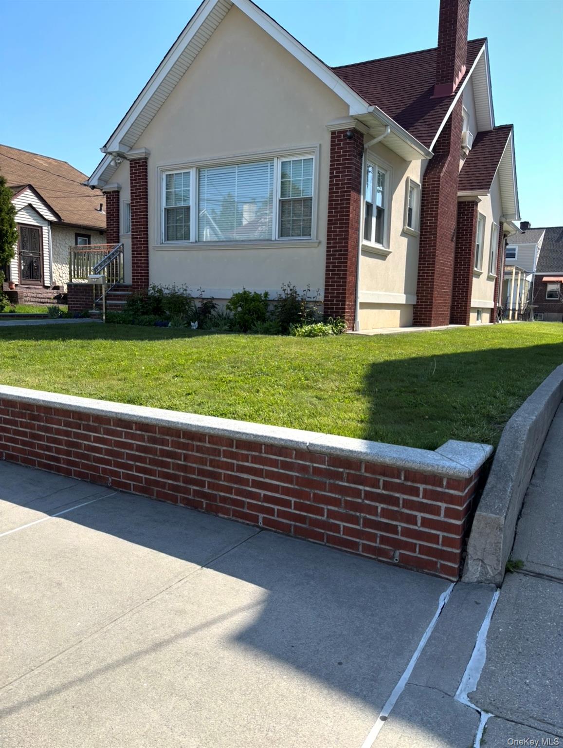 4223 189th Street Property Photo 1