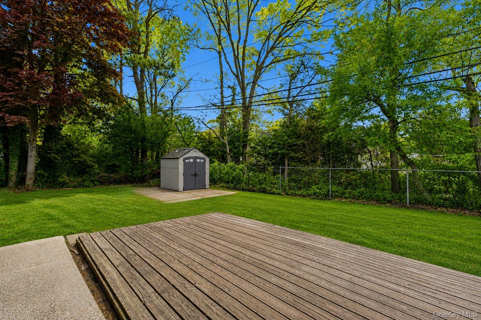 120 Morris Avenue Property Photo 3