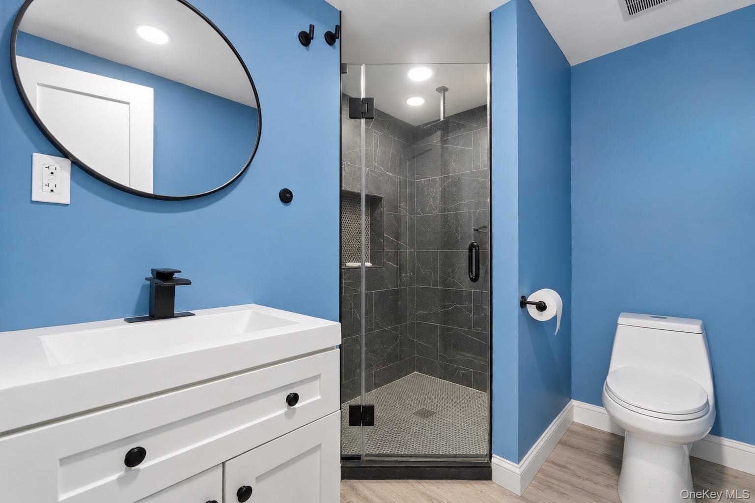 120 Morris Avenue Property Photo 10