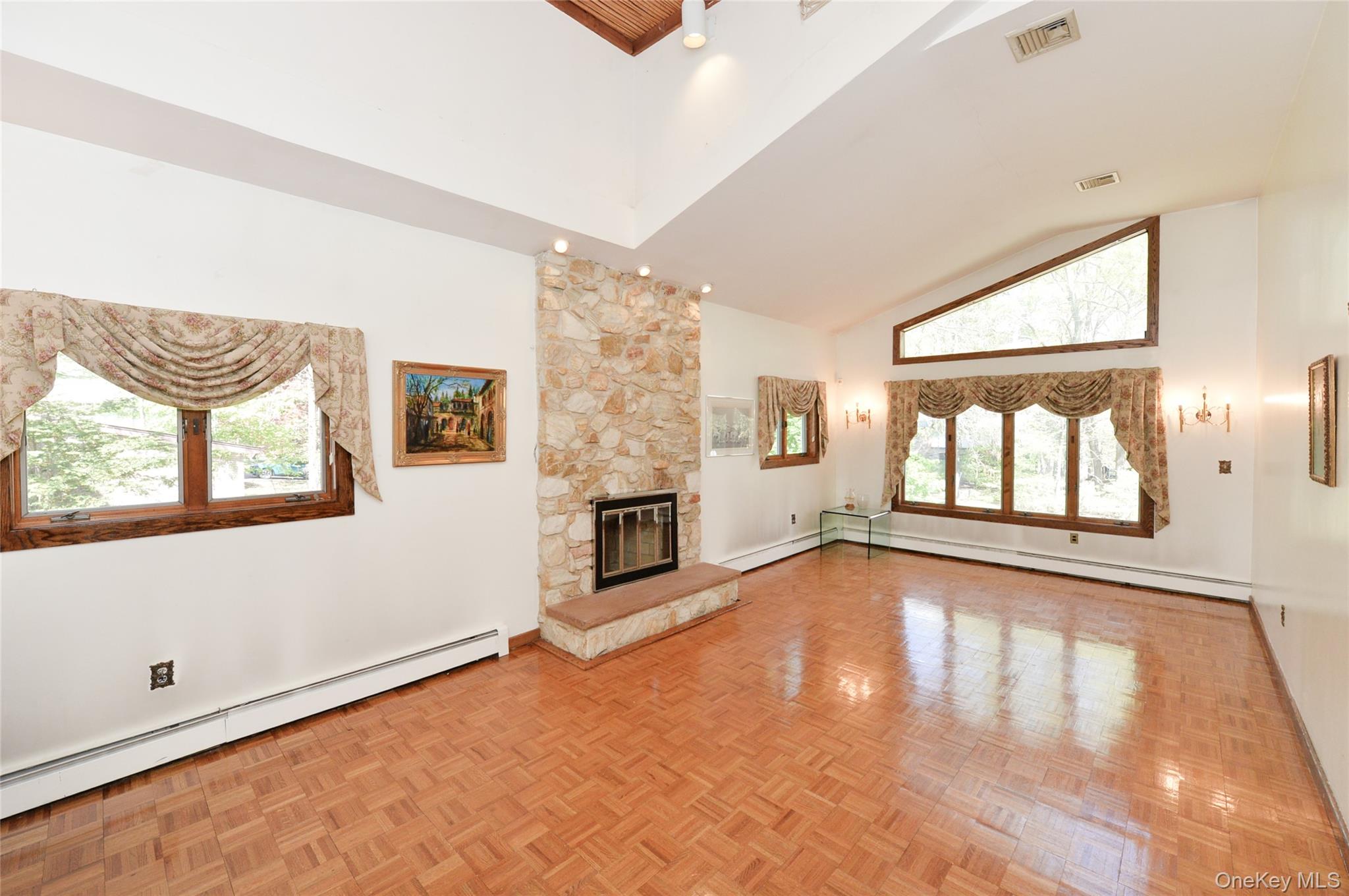 24 Highview Road Property Photo 7