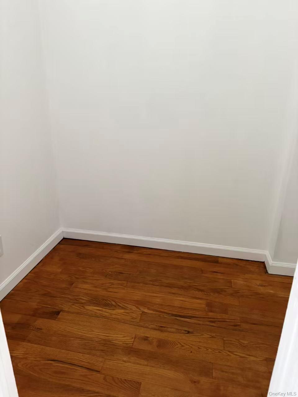 71-09 34th Avenue Property Photo 27
