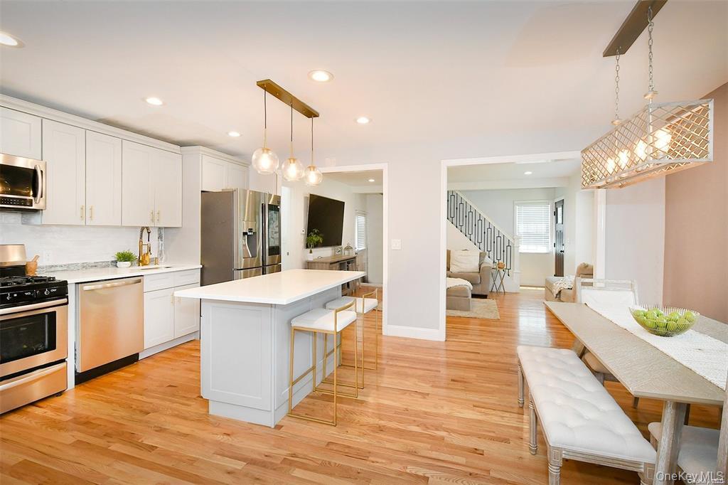 51 Newton Avenue Property Photo 4