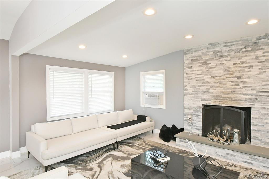 51 Newton Avenue Property Photo 5