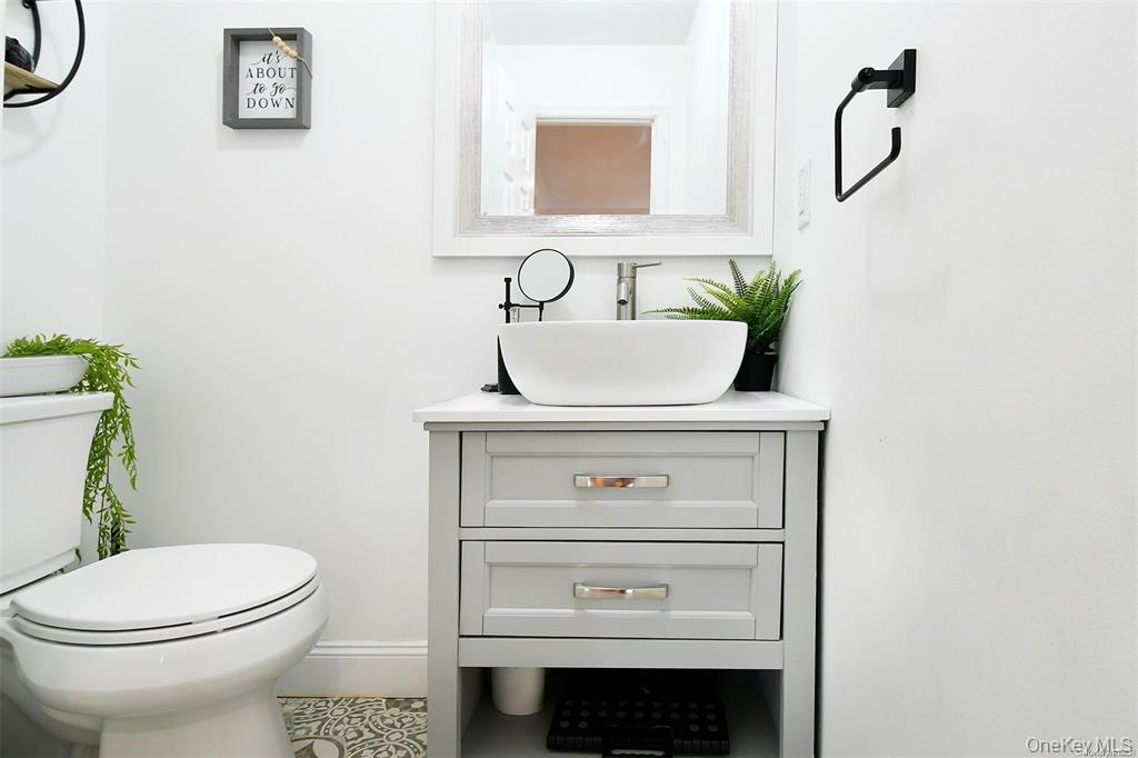 51 Newton Avenue Property Photo 12
