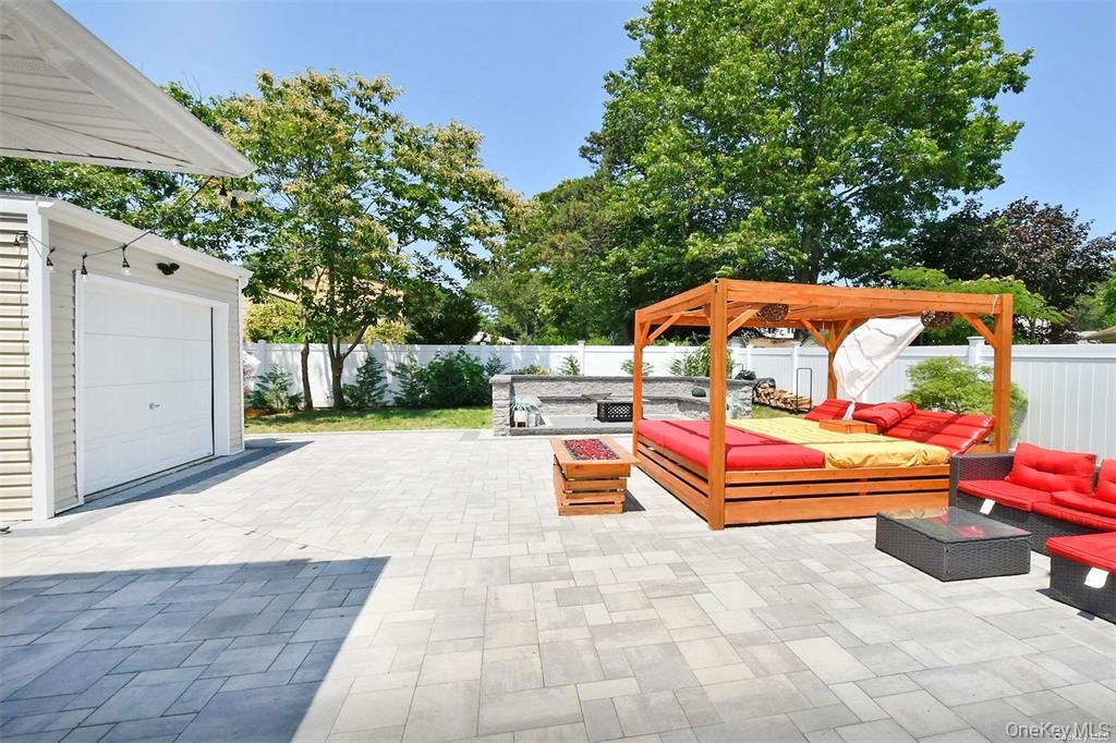 51 Newton Avenue Property Photo 28