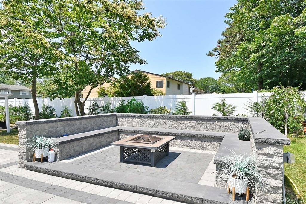51 Newton Avenue Property Photo 30