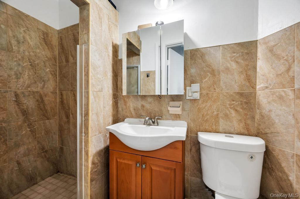 252 Woodbine Street Property Photo 22