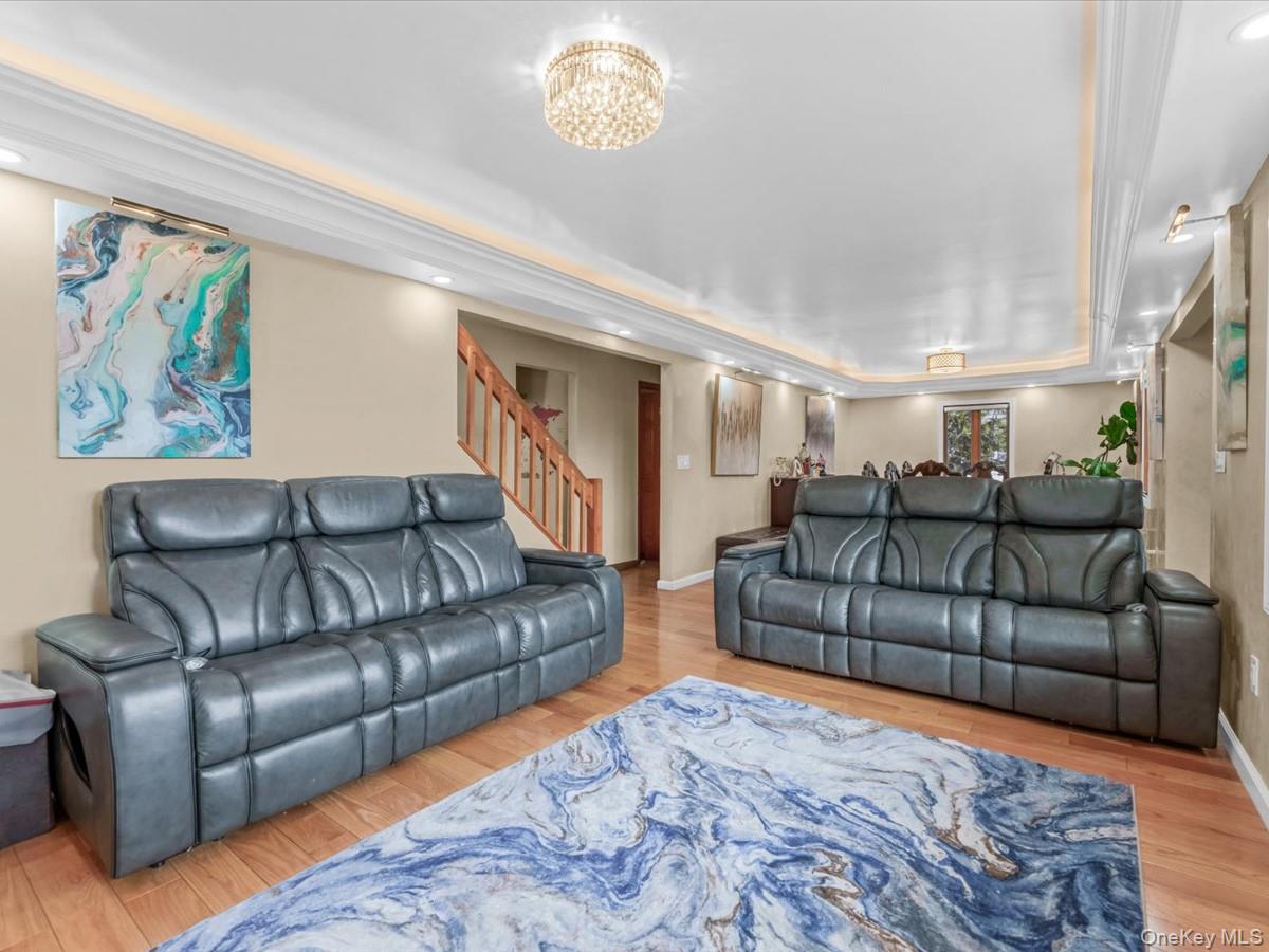 2510 2nd Avenue Property Photo 6