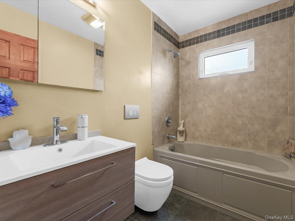 2510 2nd Avenue Property Photo 9