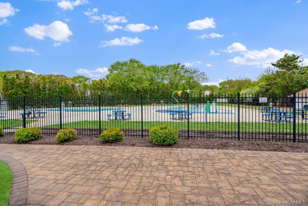 2 Idaho Court 2 Property Photo 23