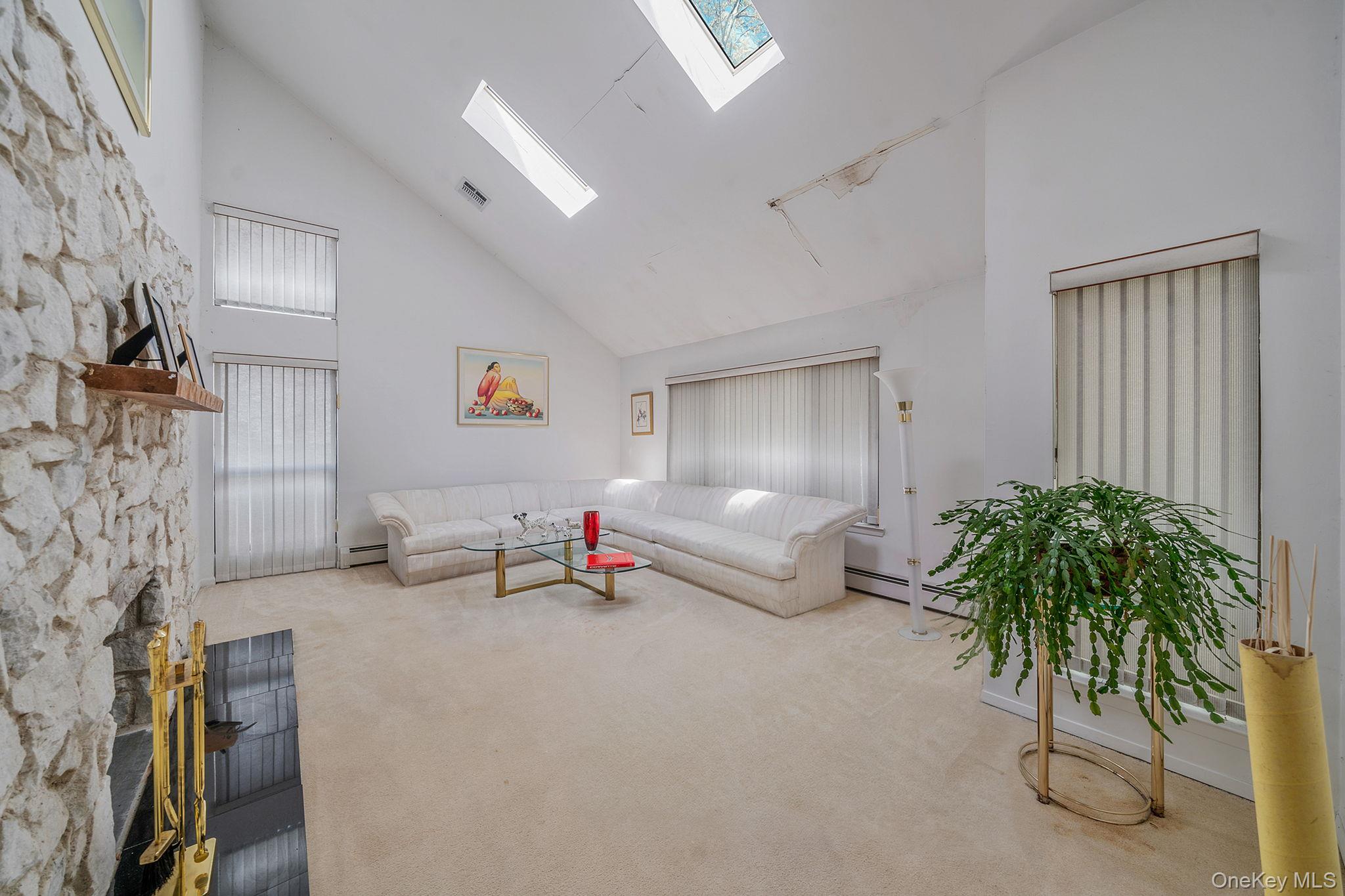 10 Lily Drive Property Photo 12