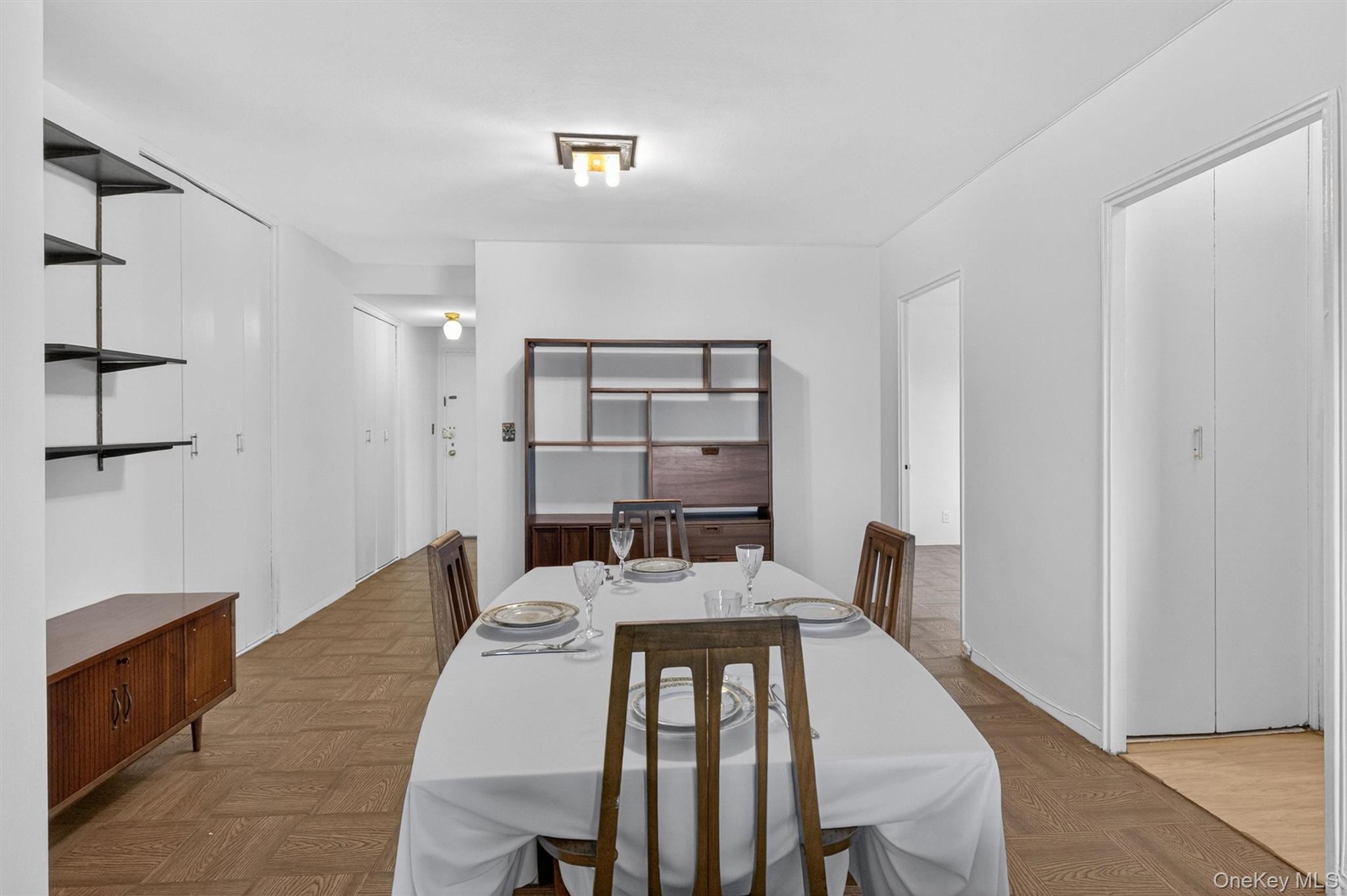 5700 Arlington Avenue 22b Property Photo 6