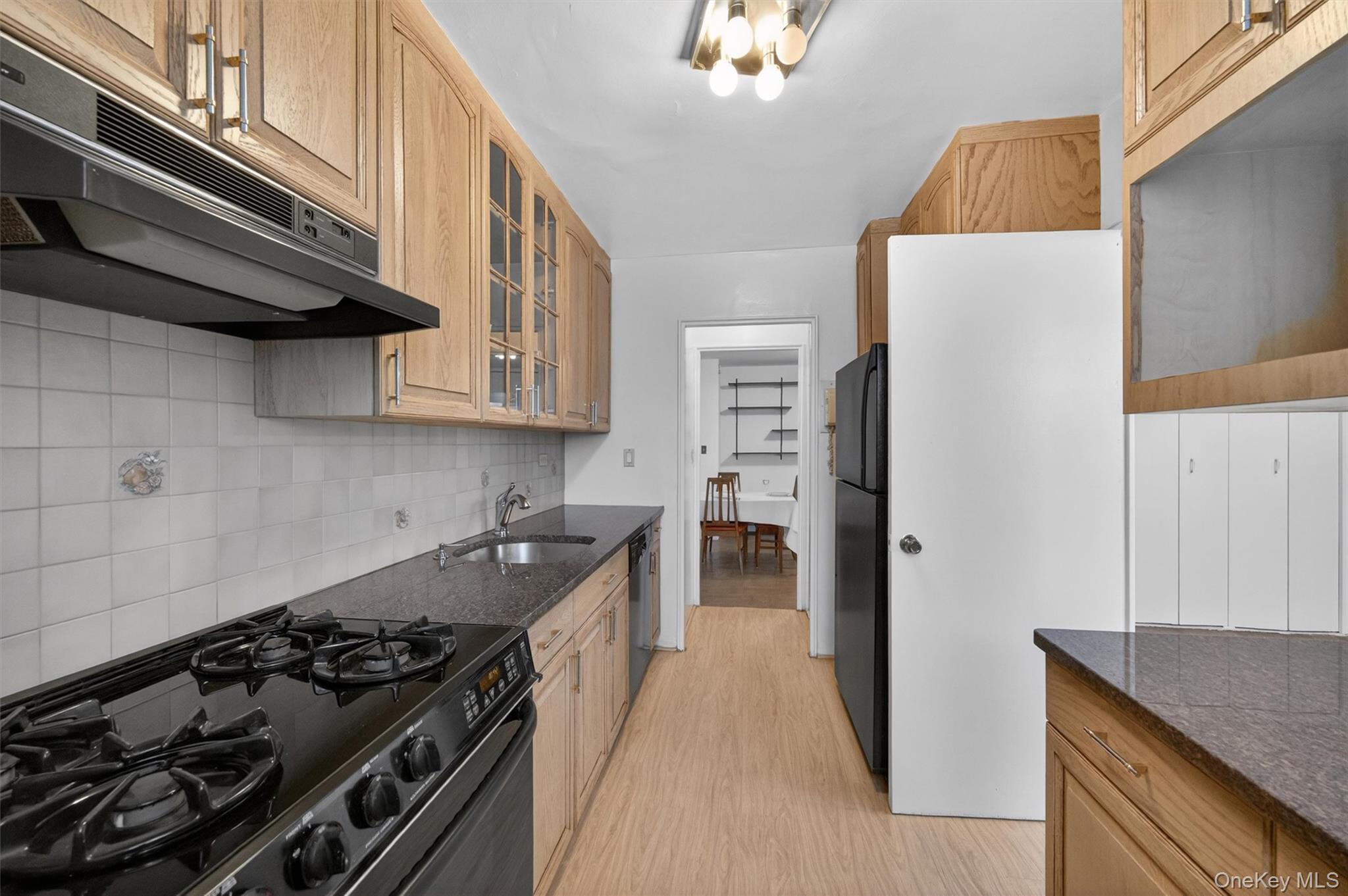 5700 Arlington Avenue 22b Property Photo 15