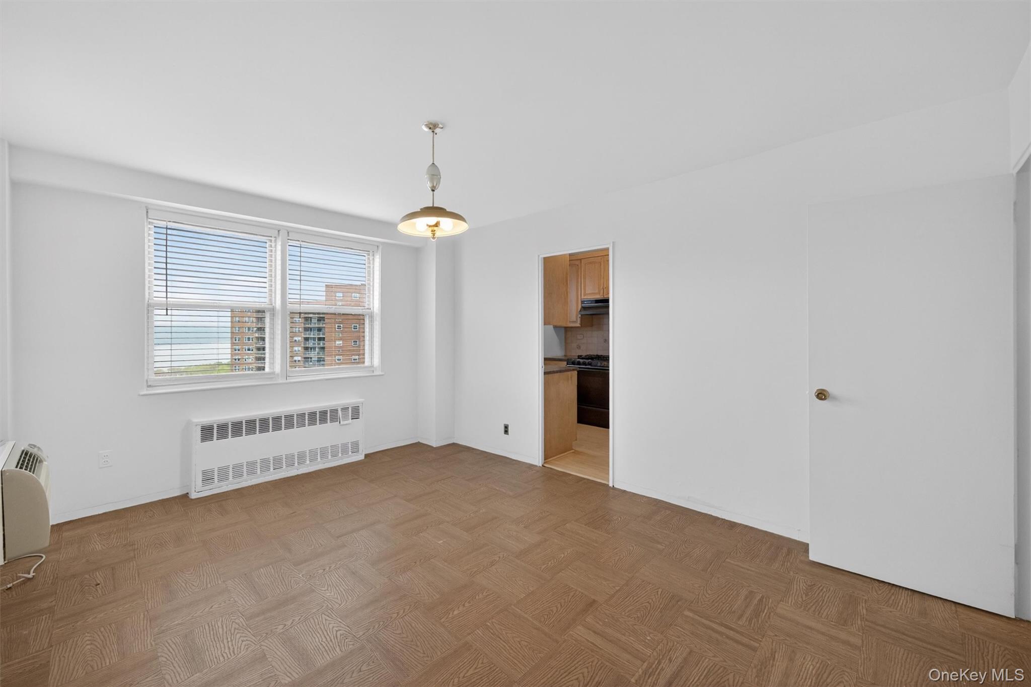 5700 Arlington Avenue 22b Property Photo 18