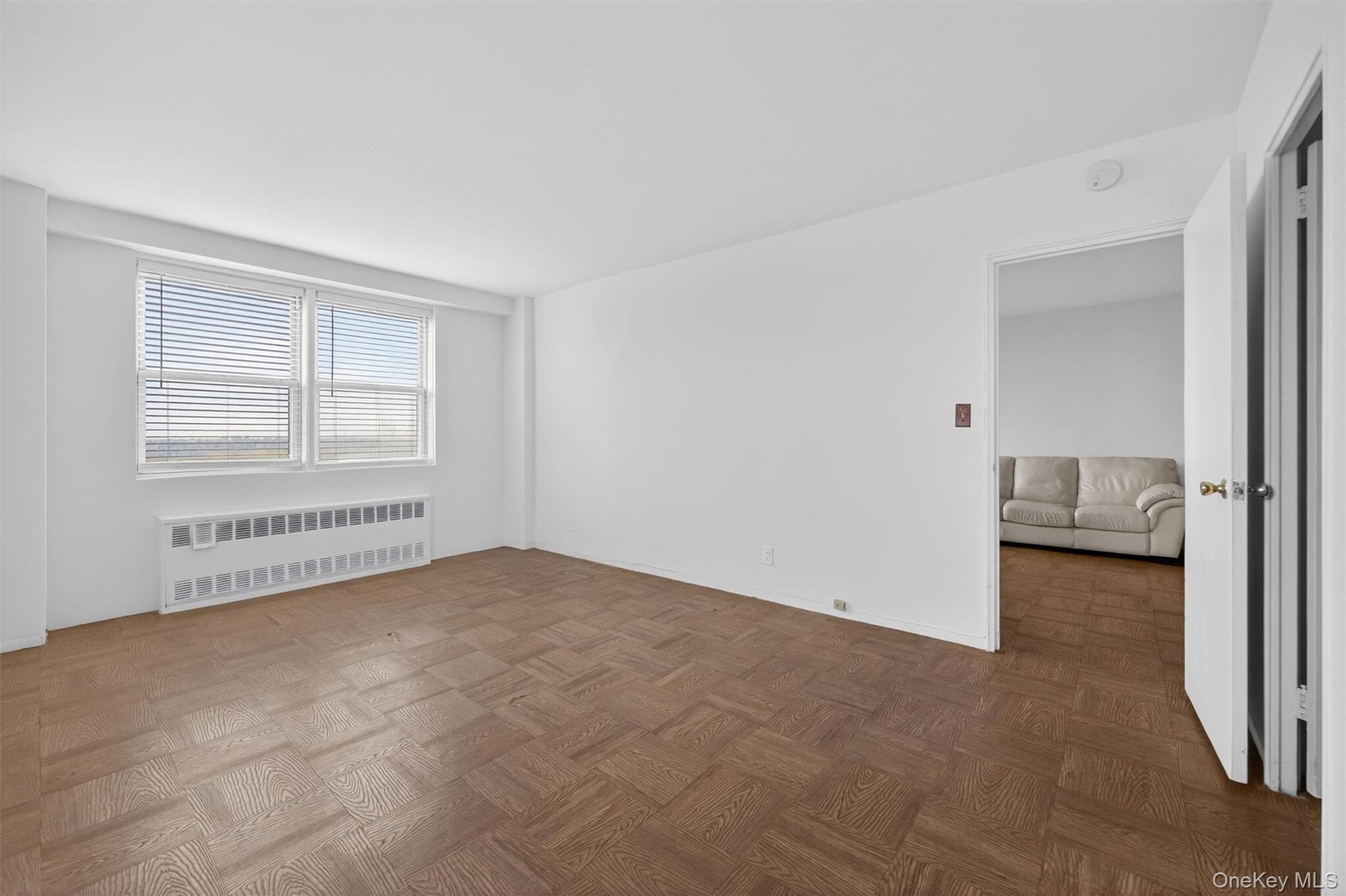 5700 Arlington Avenue 22b Property Photo 24