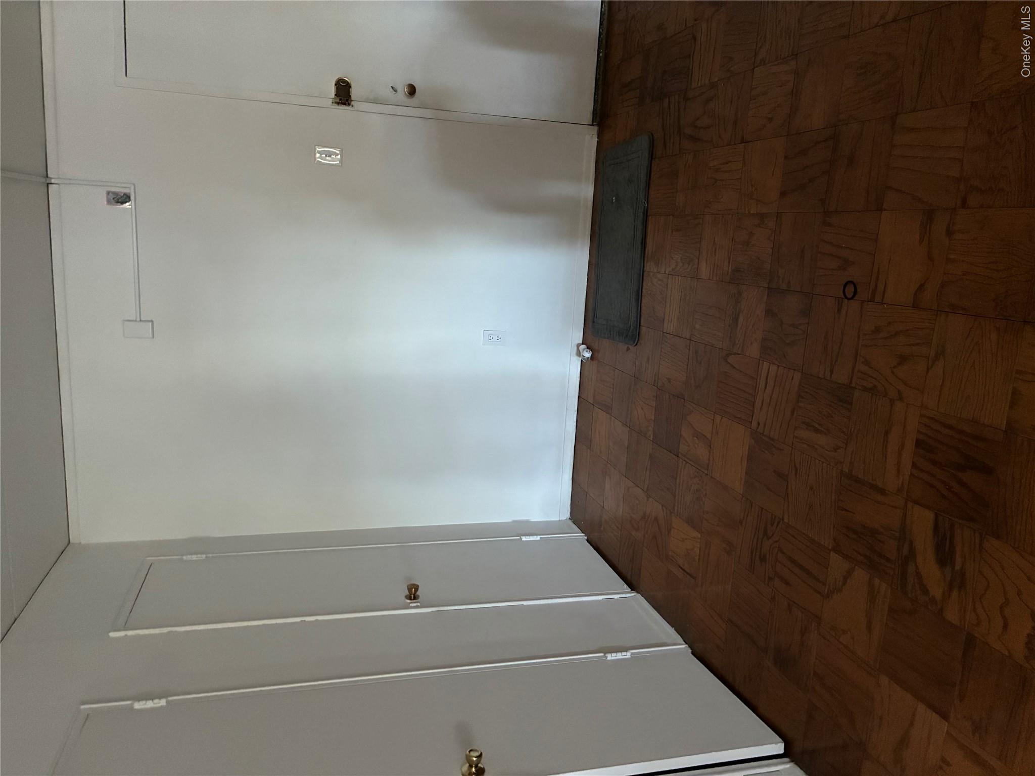100 Clinton Avenue 4r Property Photo 6