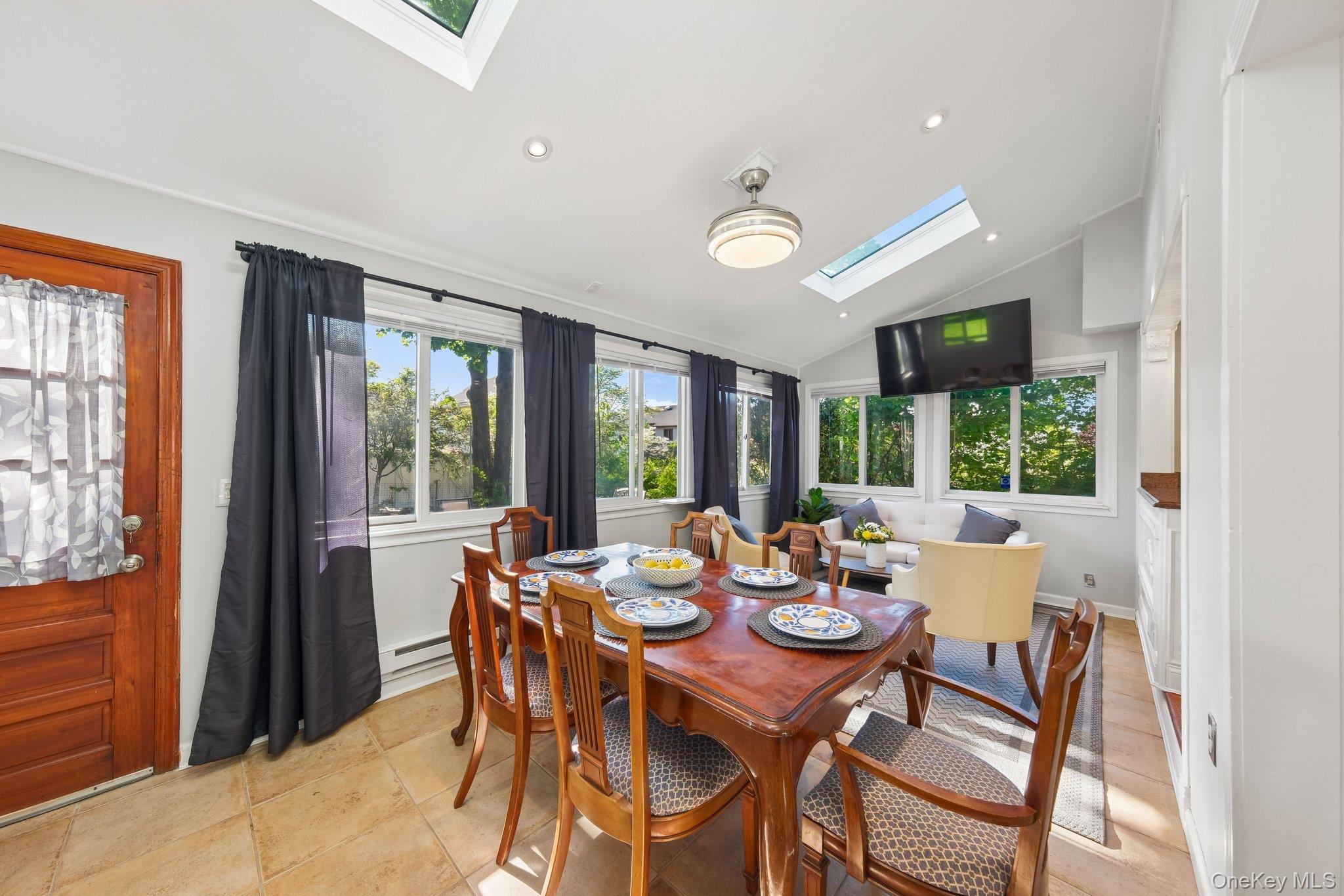 3 Camsanette Court Property Photo 6