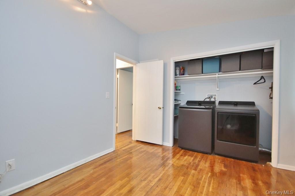 19 Crescent Circle Property Photo 42