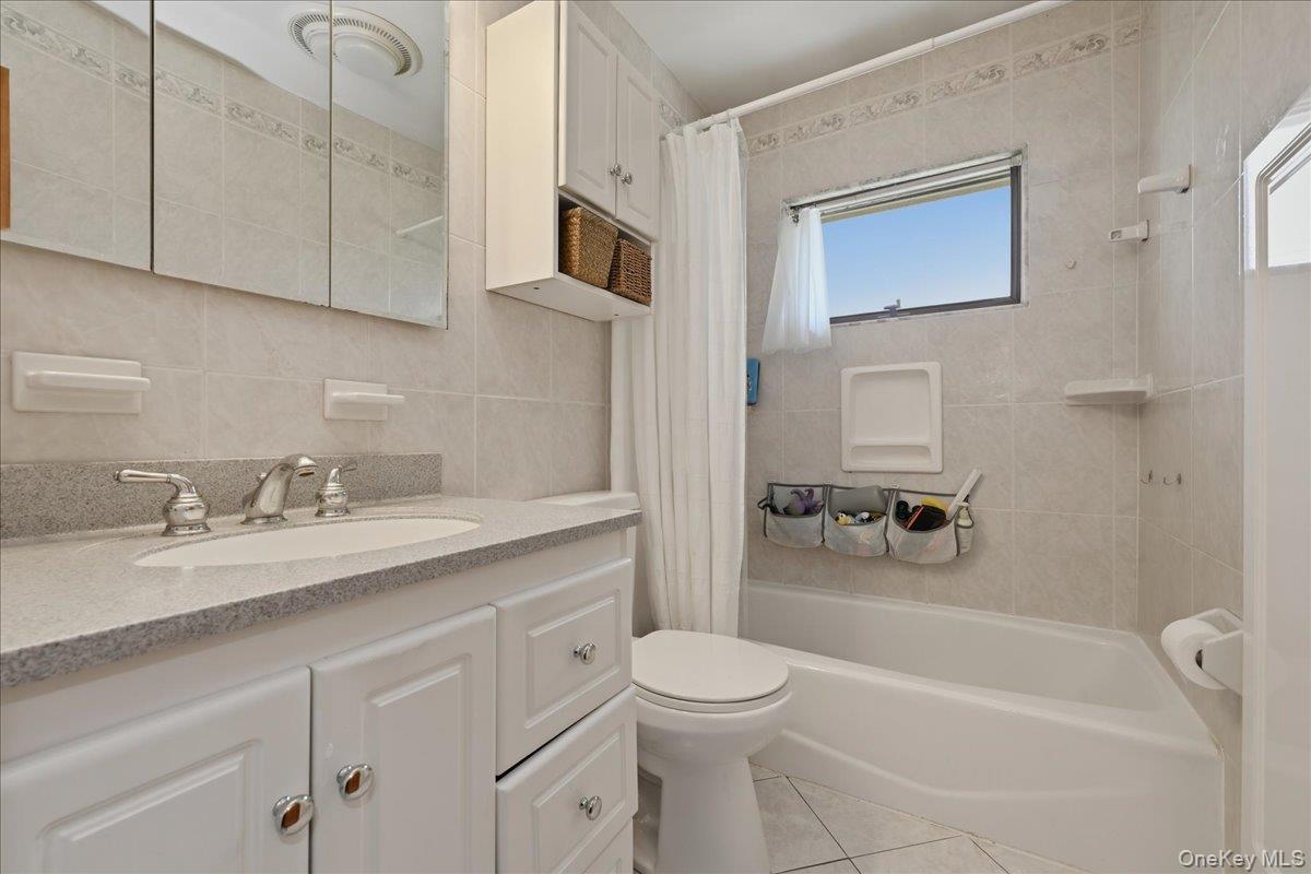 648 Dogwood Avenue Property Photo 15