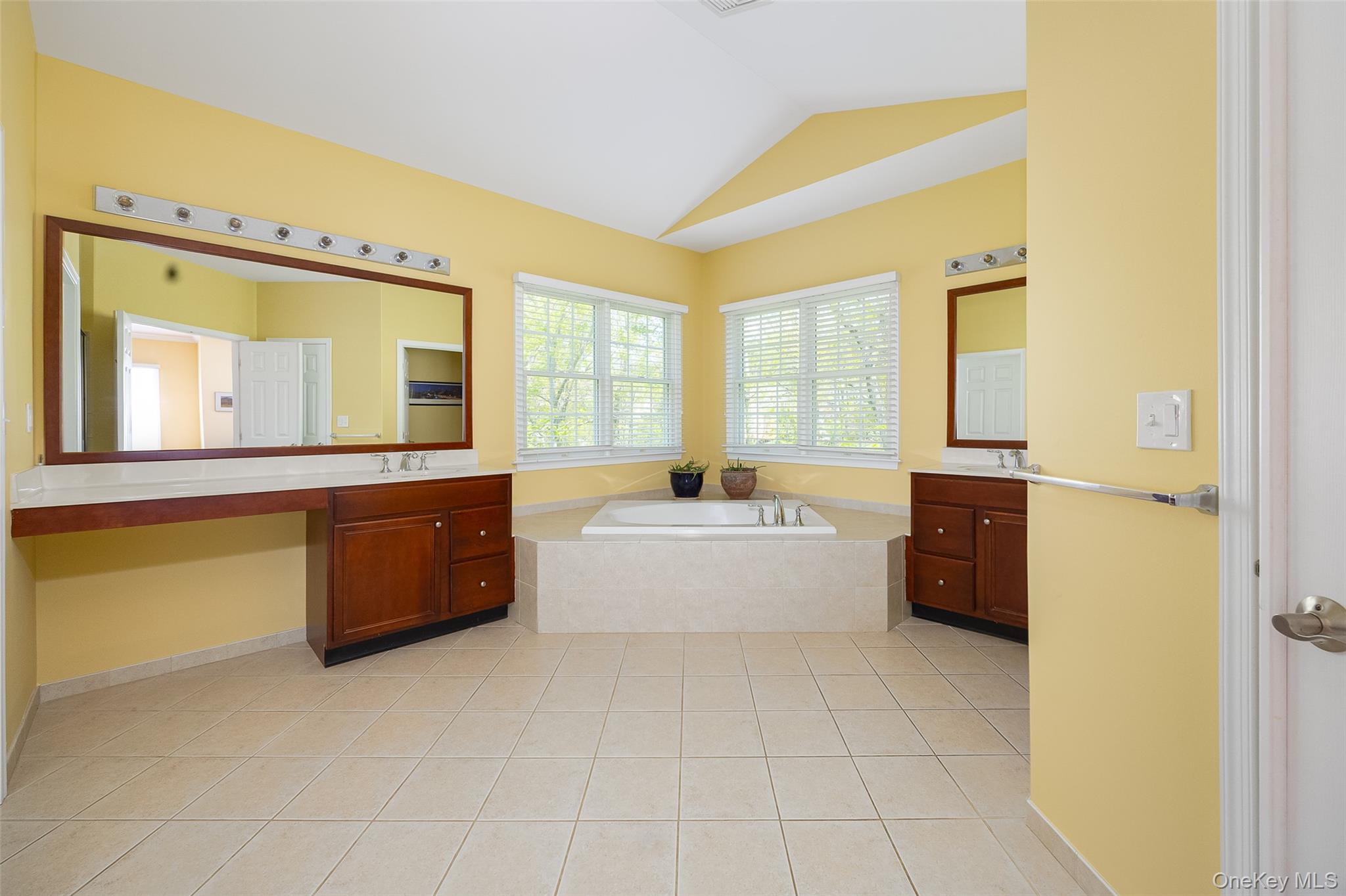 26 Hayden Court Property Photo 25