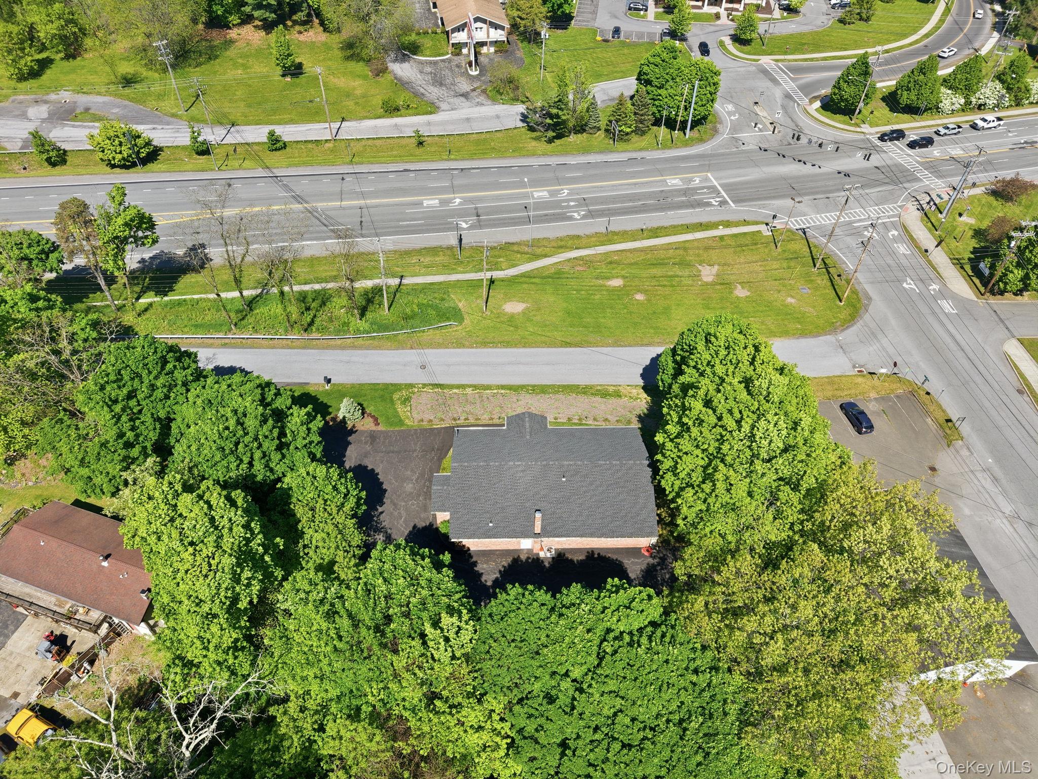 1 N Roberts Road Property Photo 11