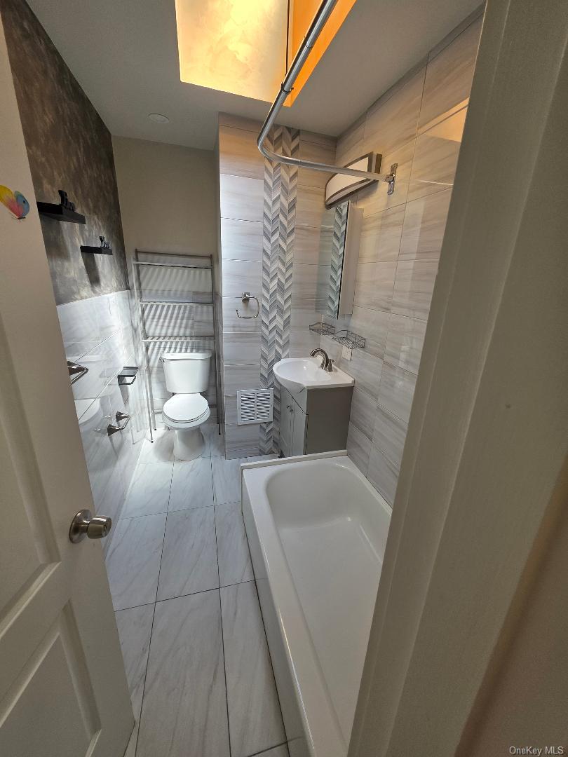 9245 76th Street Property Photo 11