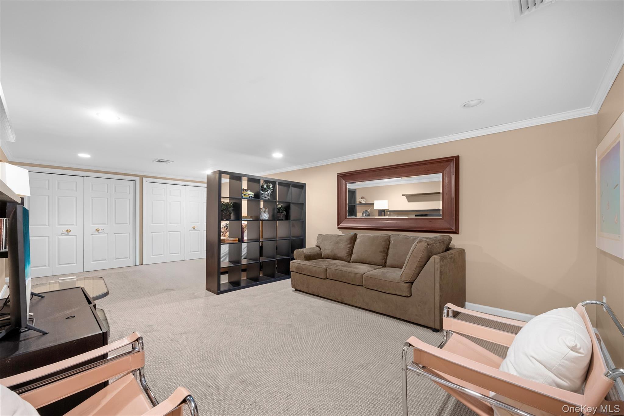 25 Windsor Gate Drive Property Photo 34