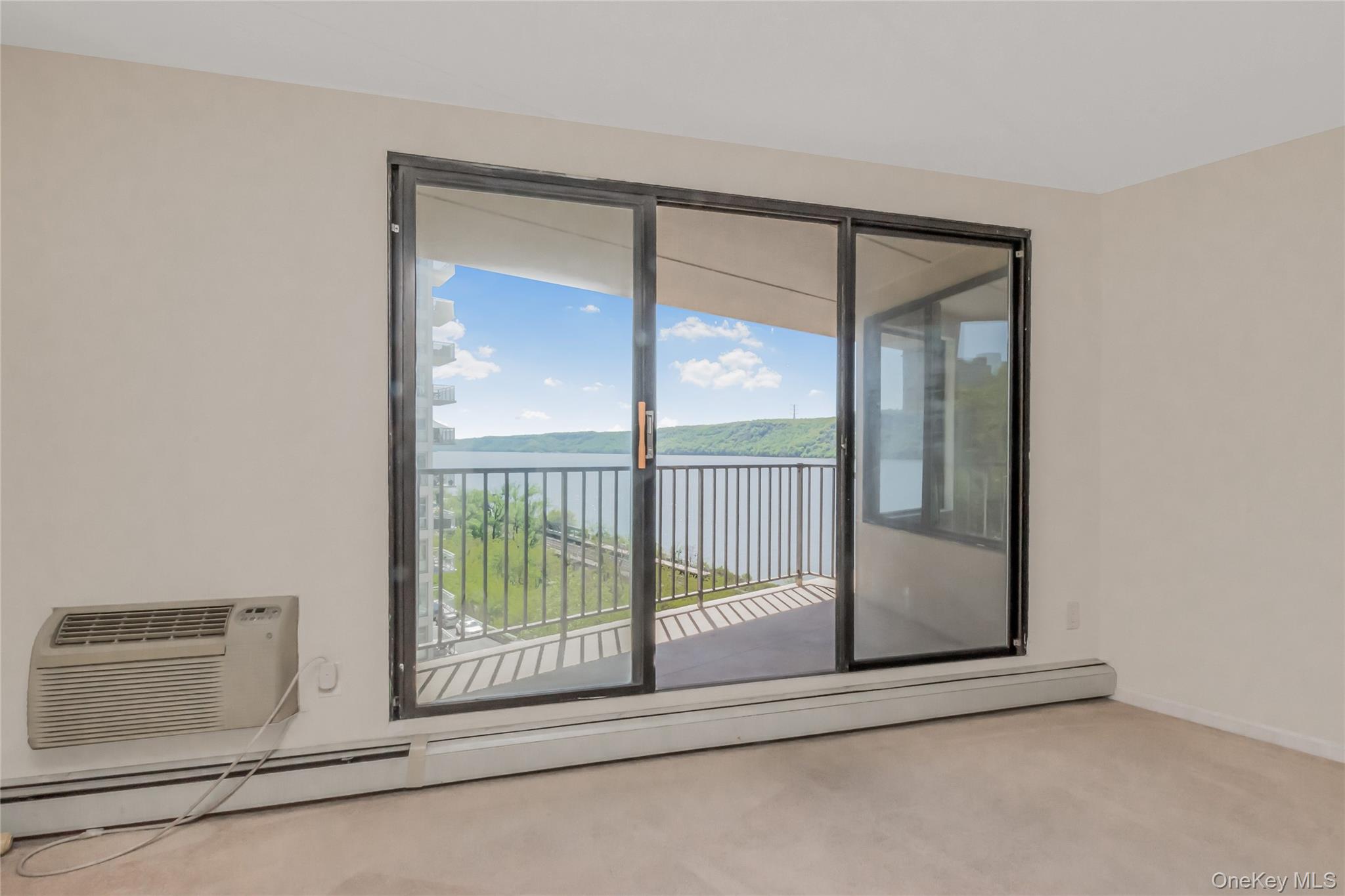 1155 Warburton Avenue 7h Property Photo 3