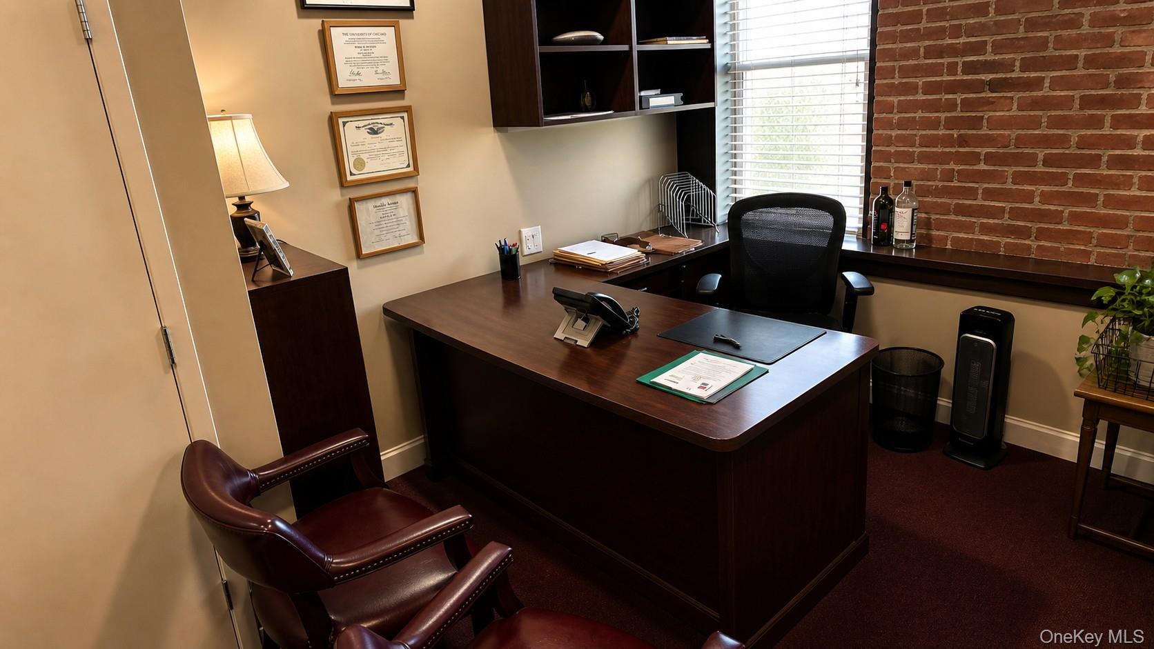 24 E Park Avenue Property Photo 1