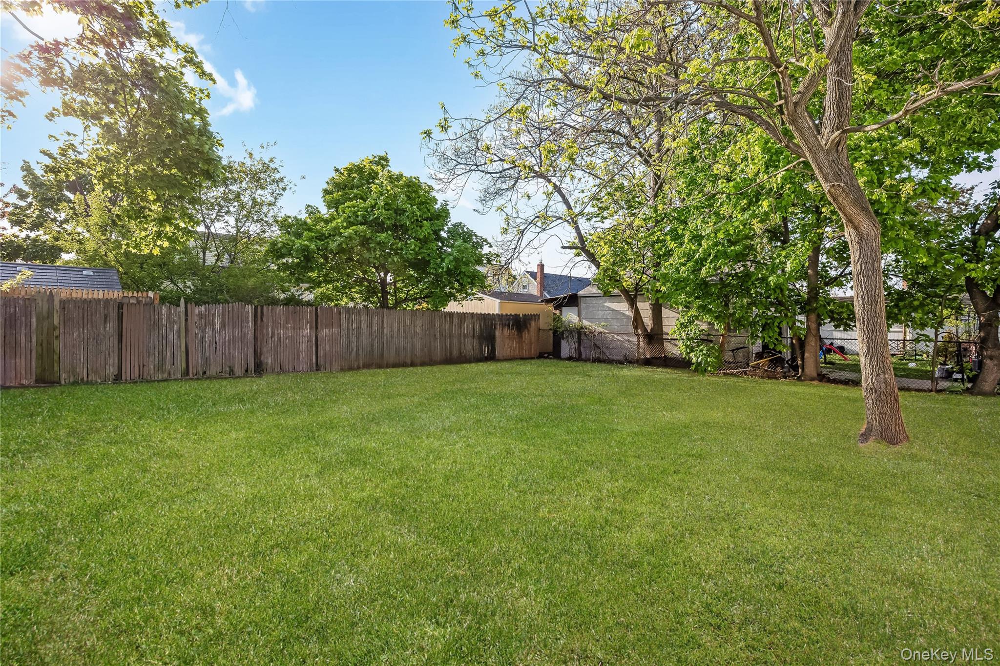 728 Martin Drive Property Photo 4