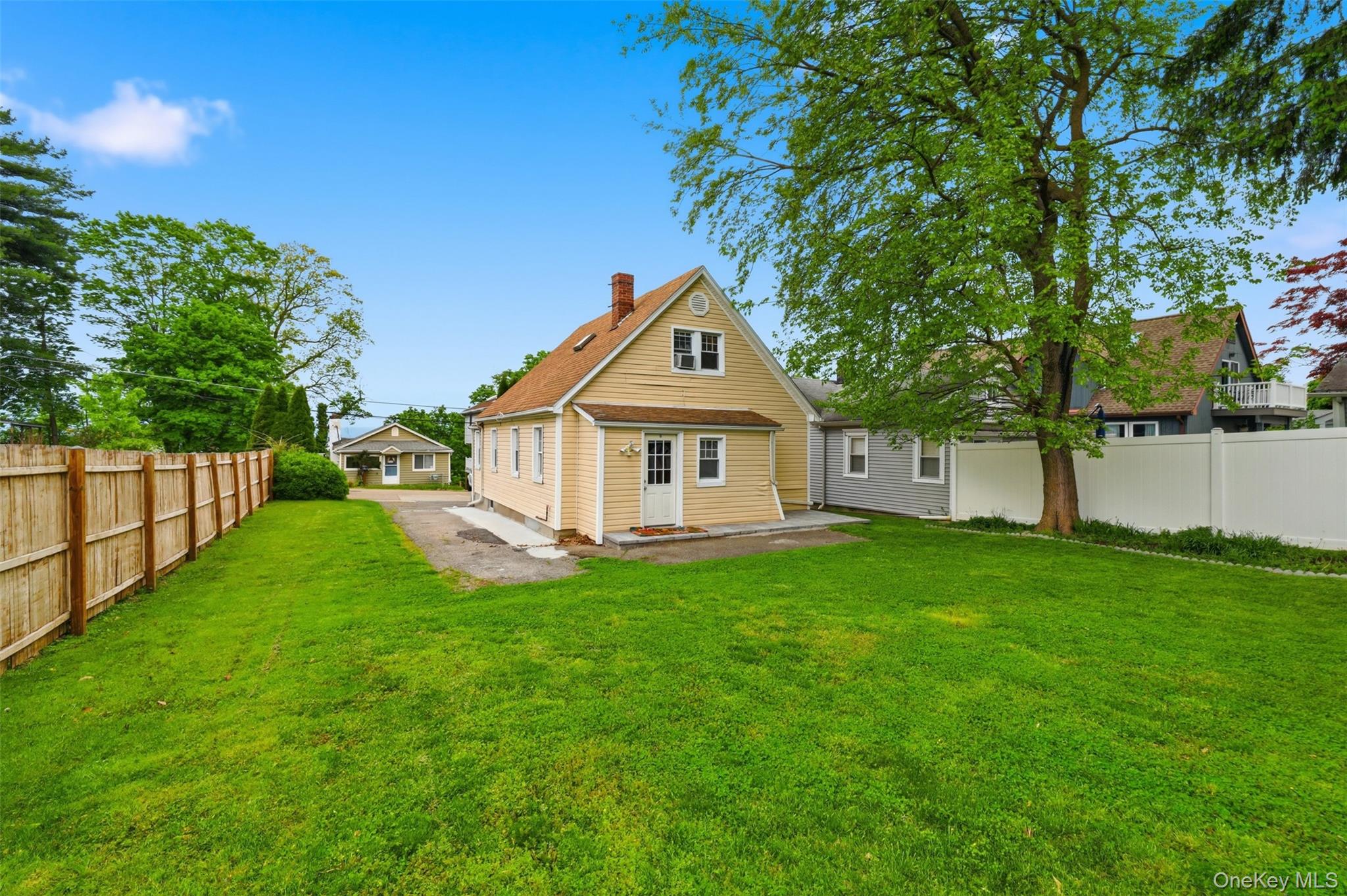 20 Samstag Avenue Property Photo 31