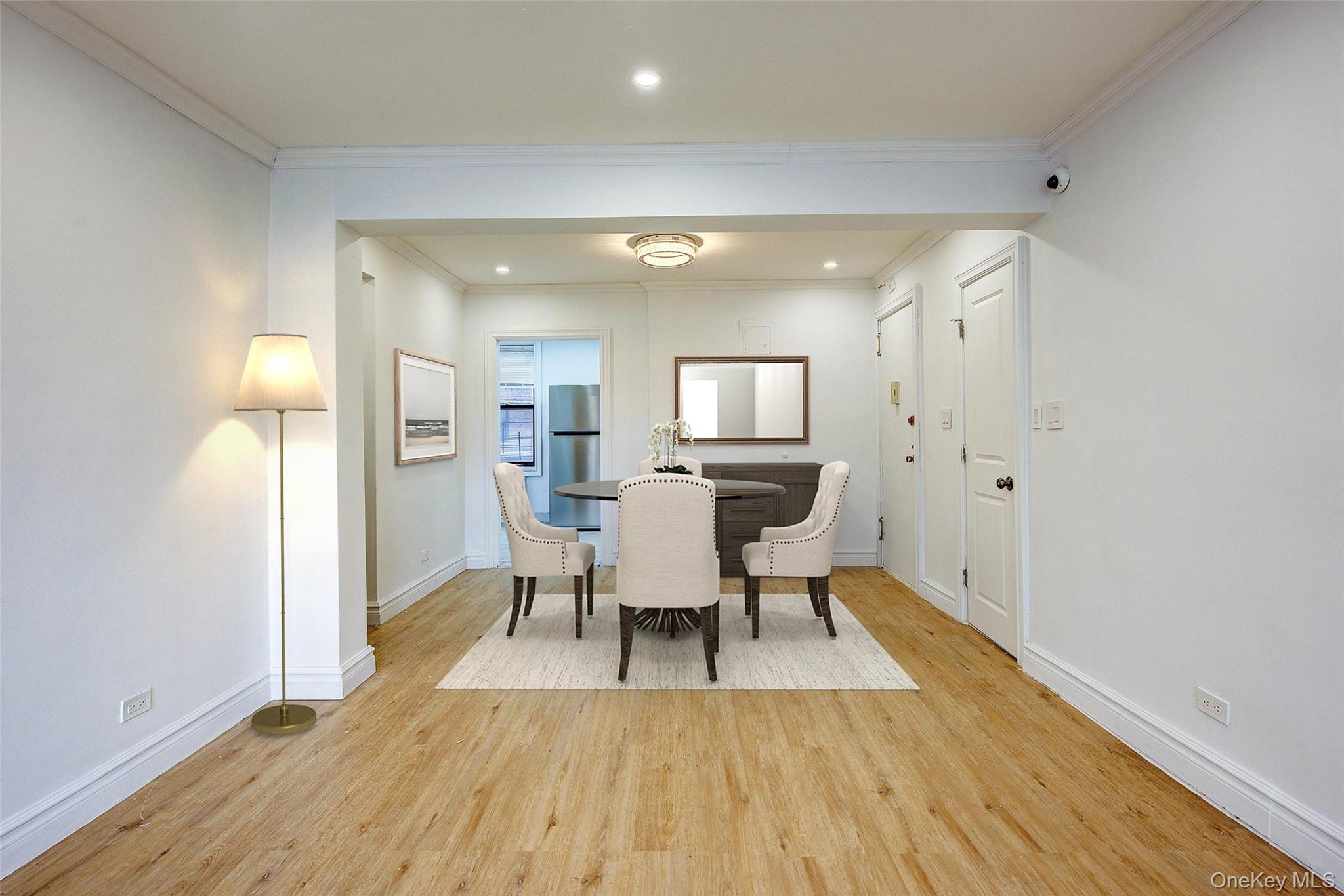 100-25 Queens Boulevard 2r Property Photo 9