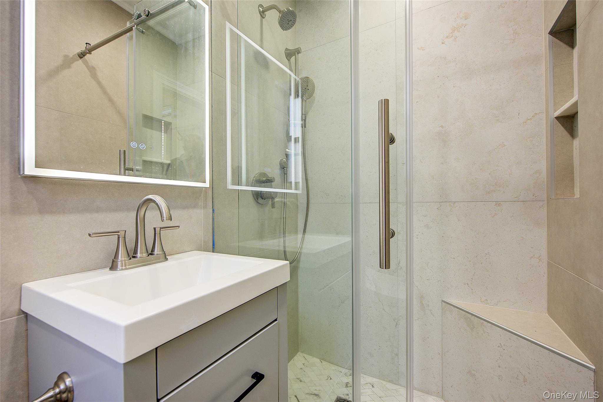 100-25 Queens Boulevard 2r Property Photo 17