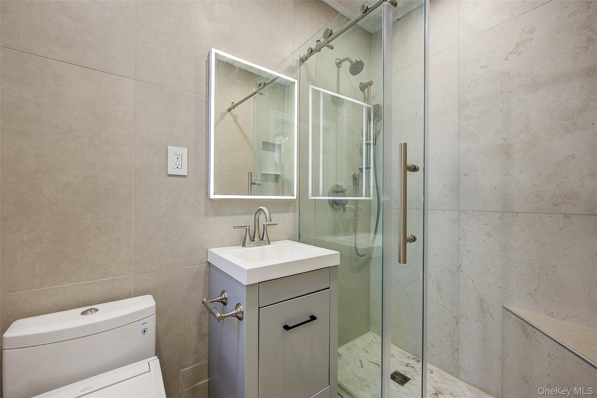 100-25 Queens Boulevard 2r Property Photo 18