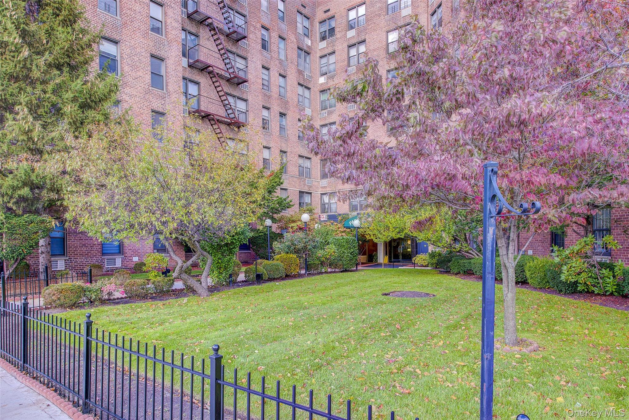 100-25 Queens Boulevard 2r Property Photo 24