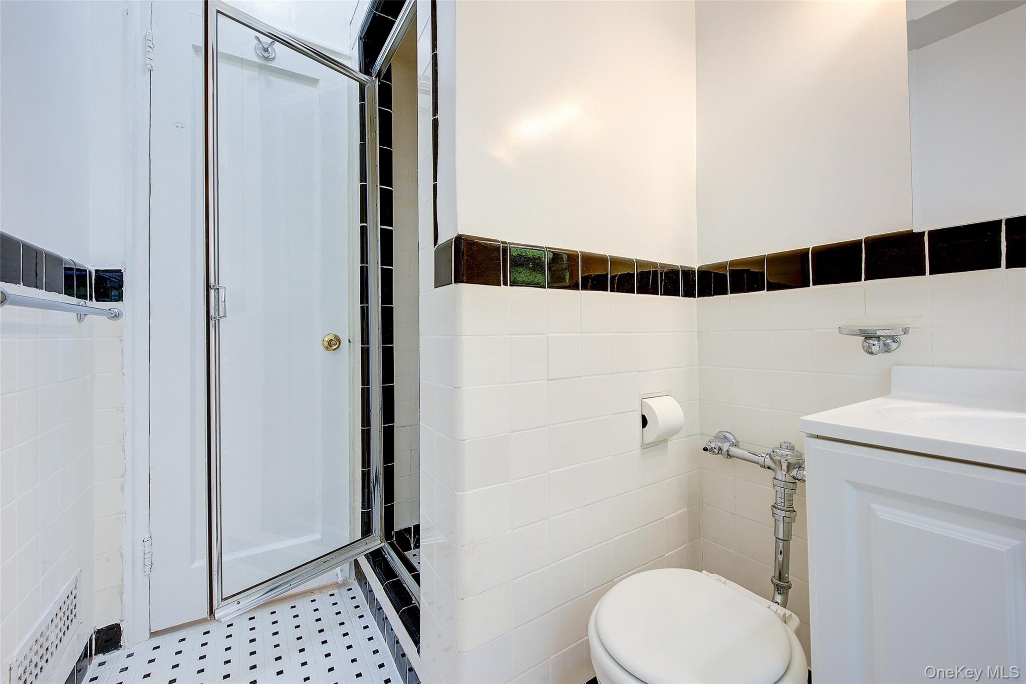 76-35 113th Street 1a Property Photo 32