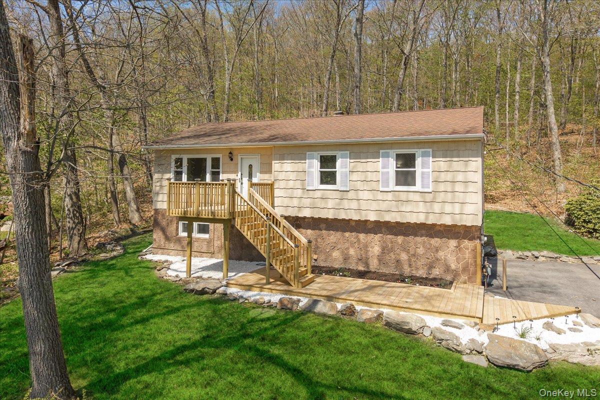 1168 Lakes Road Property Photo 1