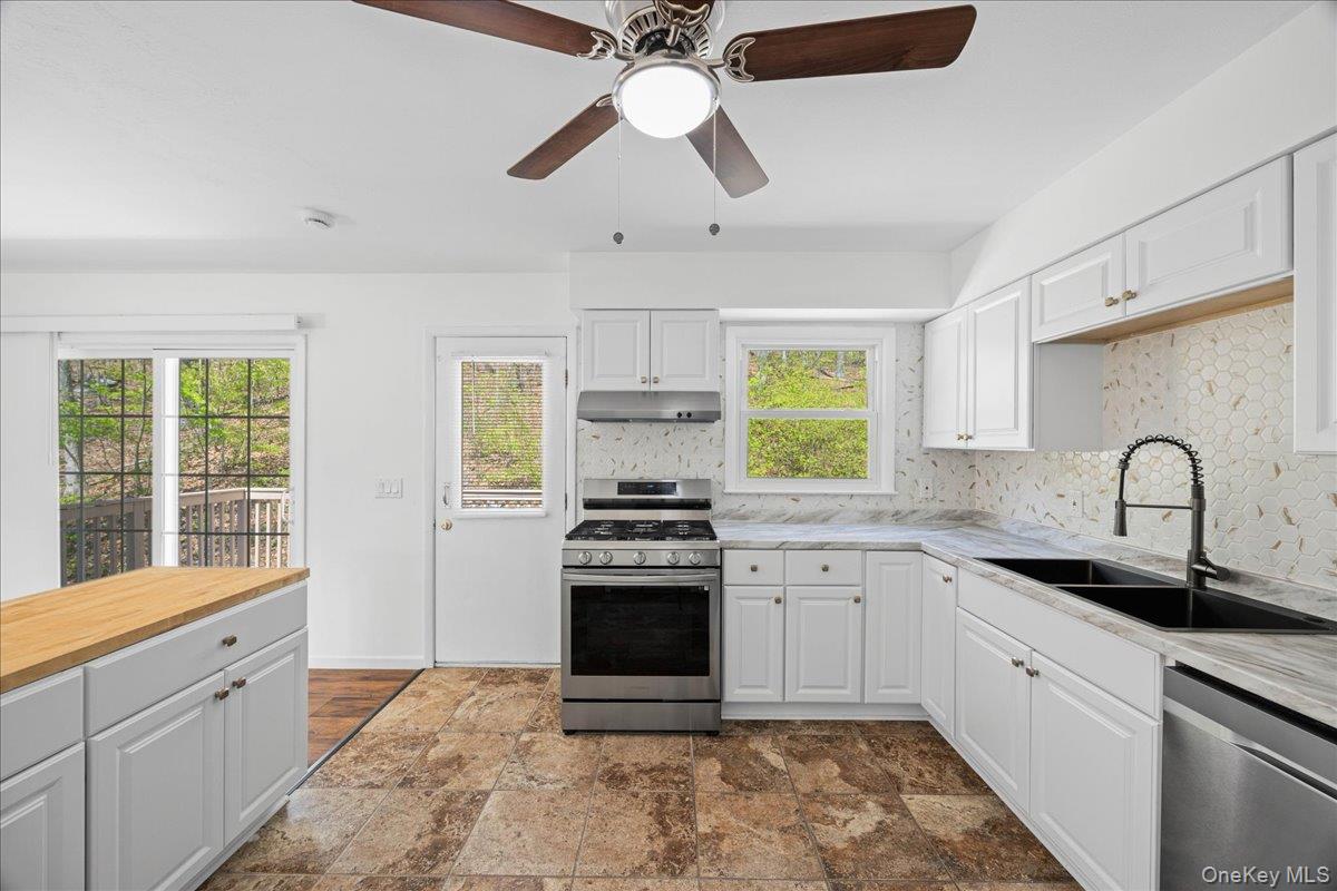 1168 Lakes Road Property Photo 14
