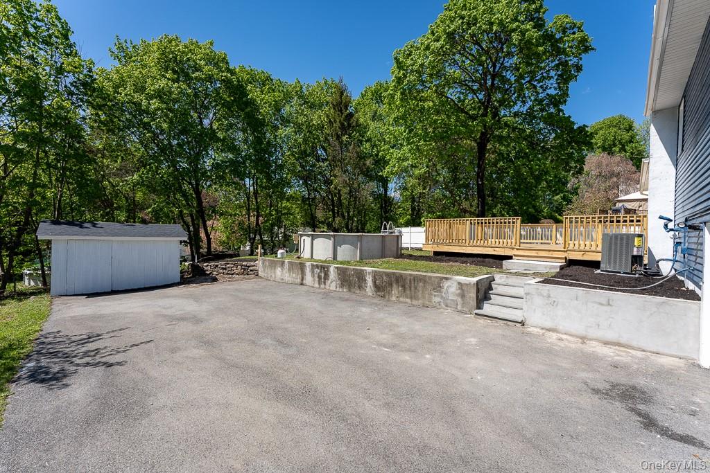 22 Oriole Drive Property Photo 3