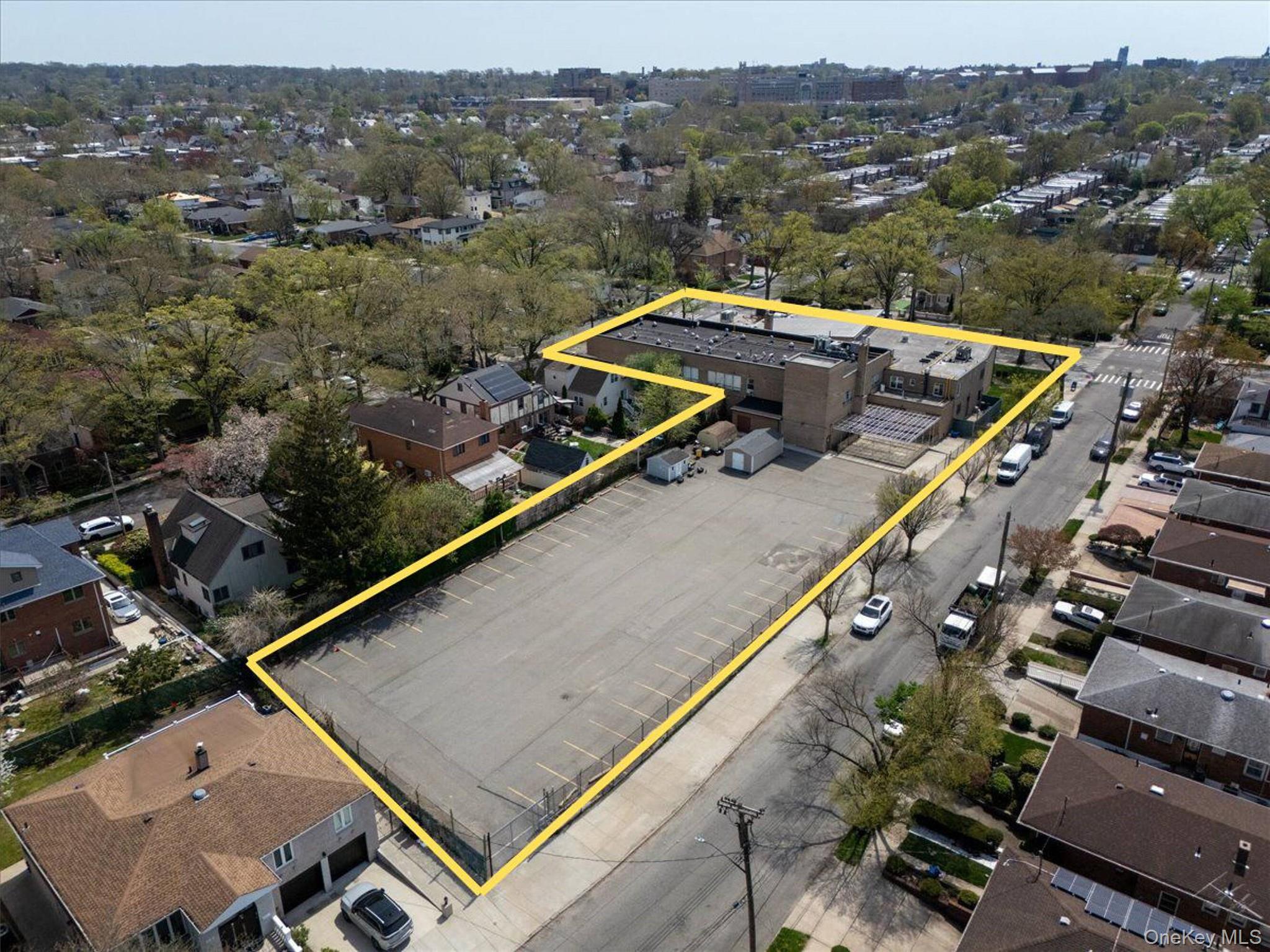 71-64 168th Street Property Photo 3